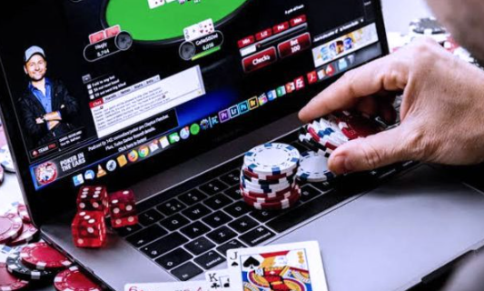 risiko-penipuan-dan-keamanan-data-di-slot-online