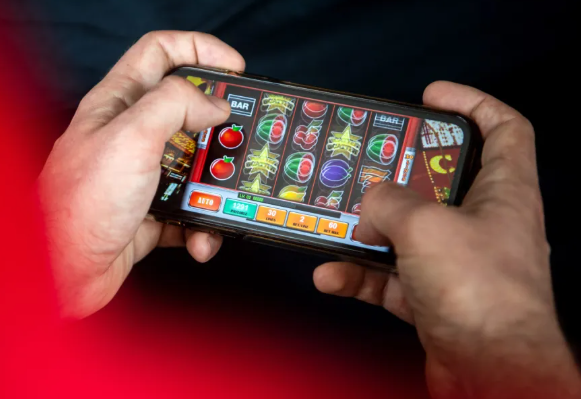 kelebihan-dan-kekurangan-bermain-di-bandar-slot-online